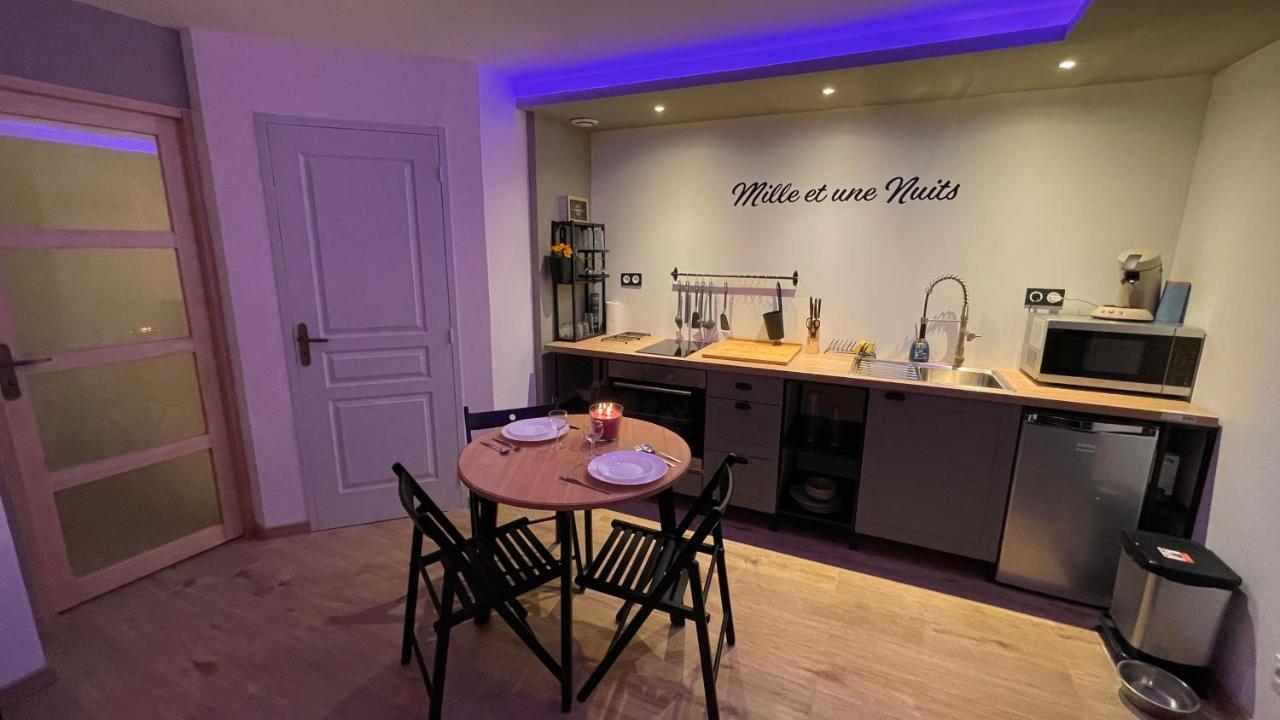 Mille Et Une Nuit, Appartement Classe 3 Etoiles En Rdc Avec Exterieur Et Parking Dole Bagian luar foto