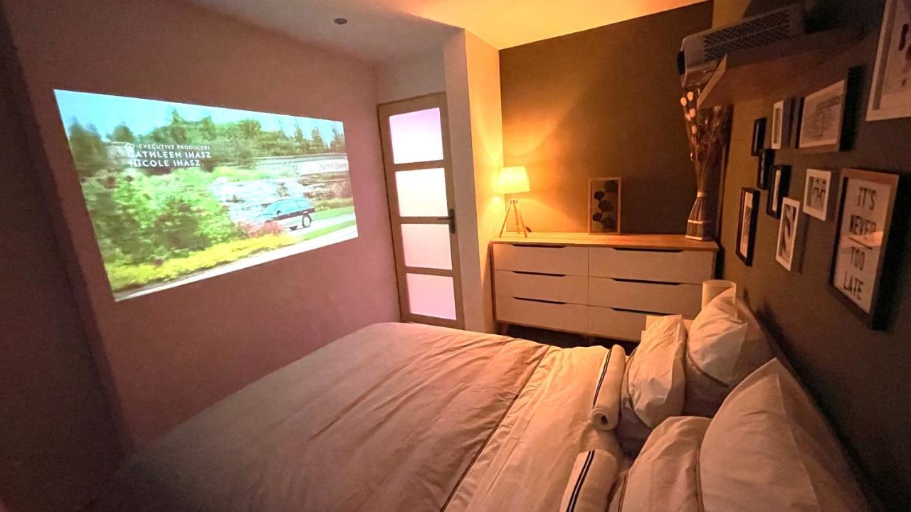 Mille Et Une Nuit, Appartement Classe 3 Etoiles En Rdc Avec Exterieur Et Parking Dole Bagian luar foto