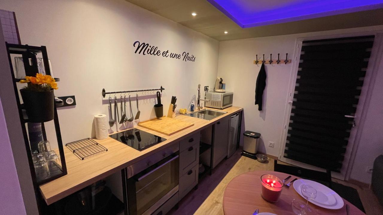 Mille Et Une Nuit, Appartement Classe 3 Etoiles En Rdc Avec Exterieur Et Parking Dole Bagian luar foto